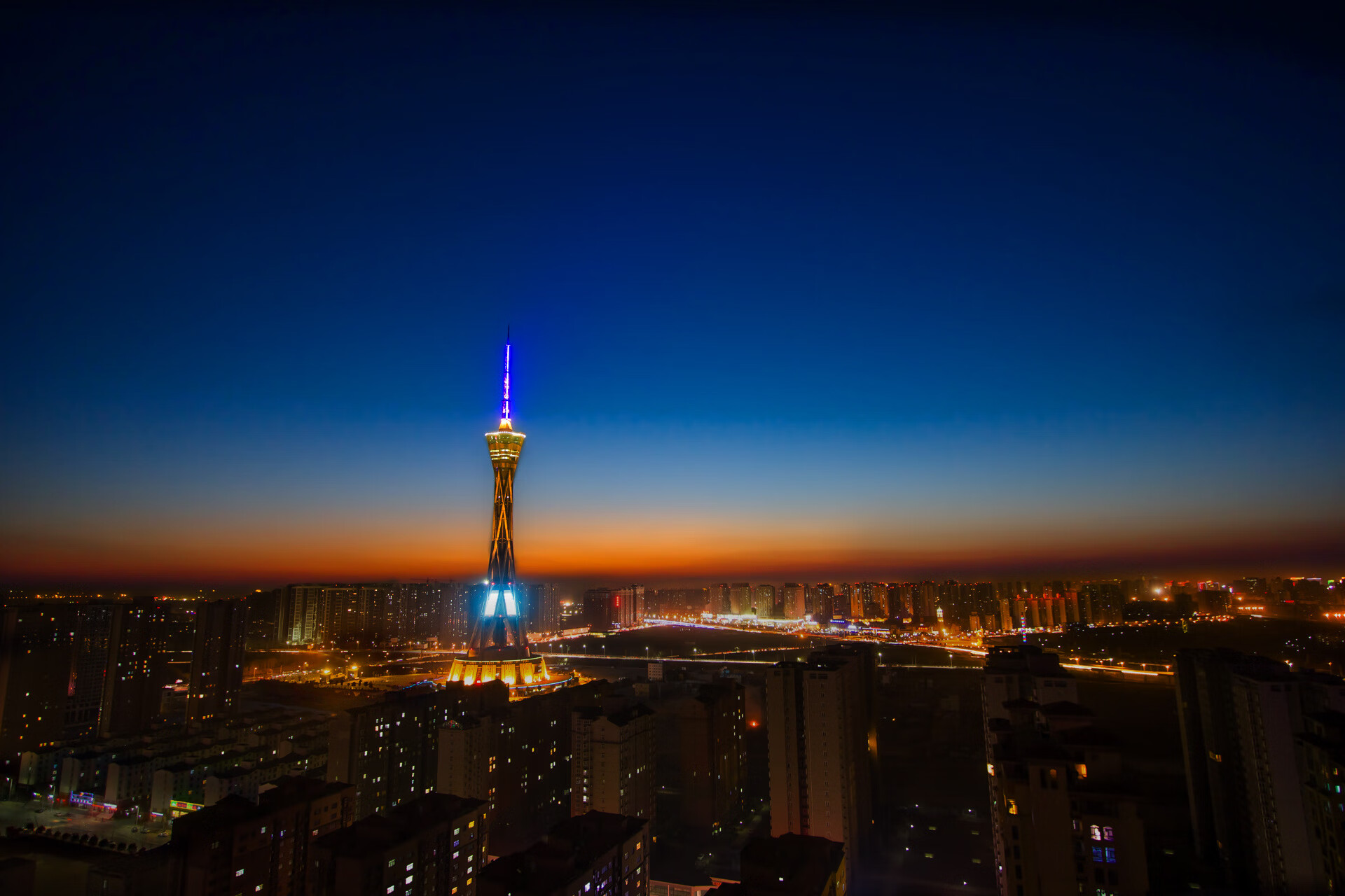 尤文图斯前锋受伤,及早康复将成关键,尤文图斯中前卫