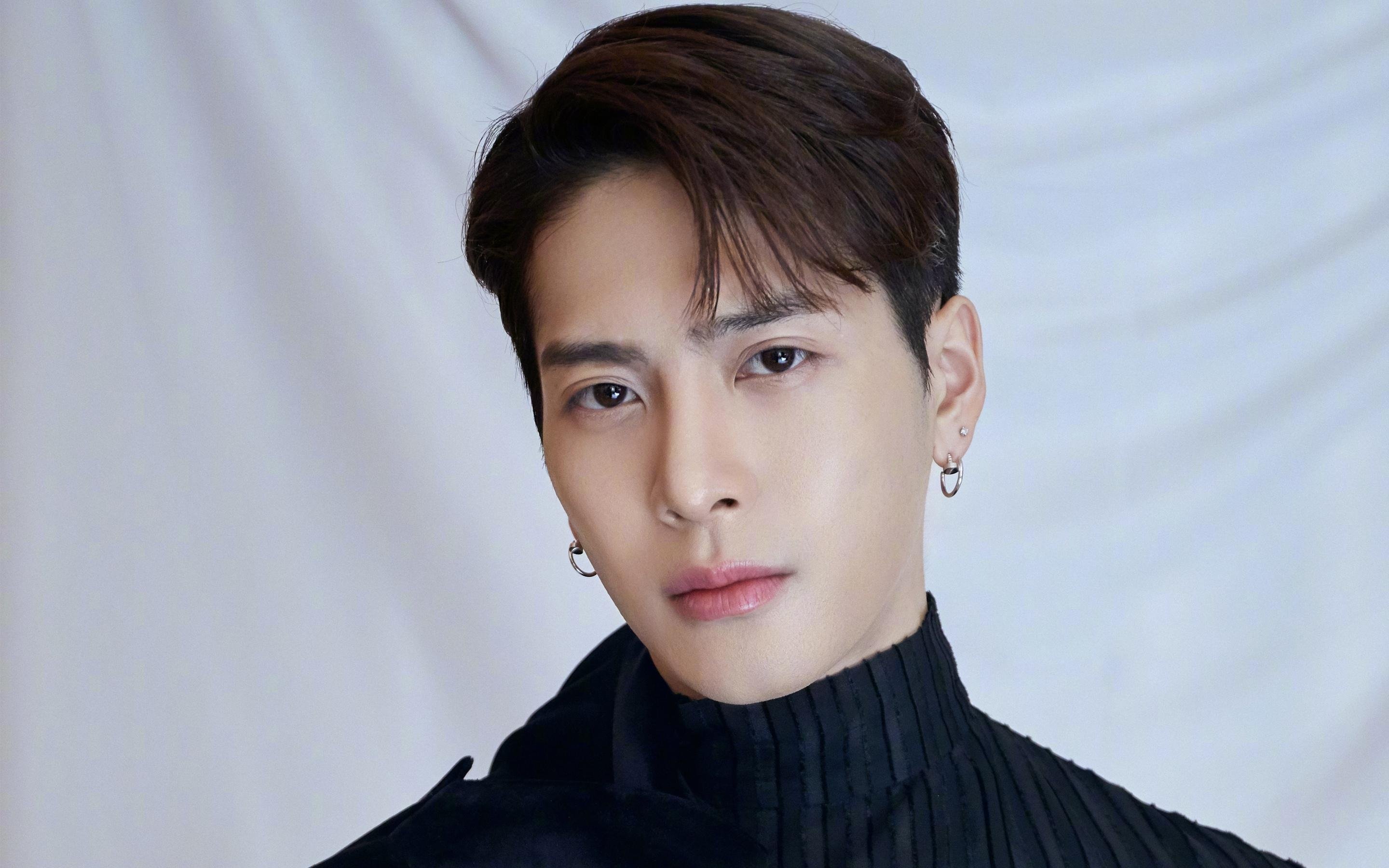 爱游戏官网-米尔沃尔反击精准，狮子军团全力抢分，米尔沃尔球迷