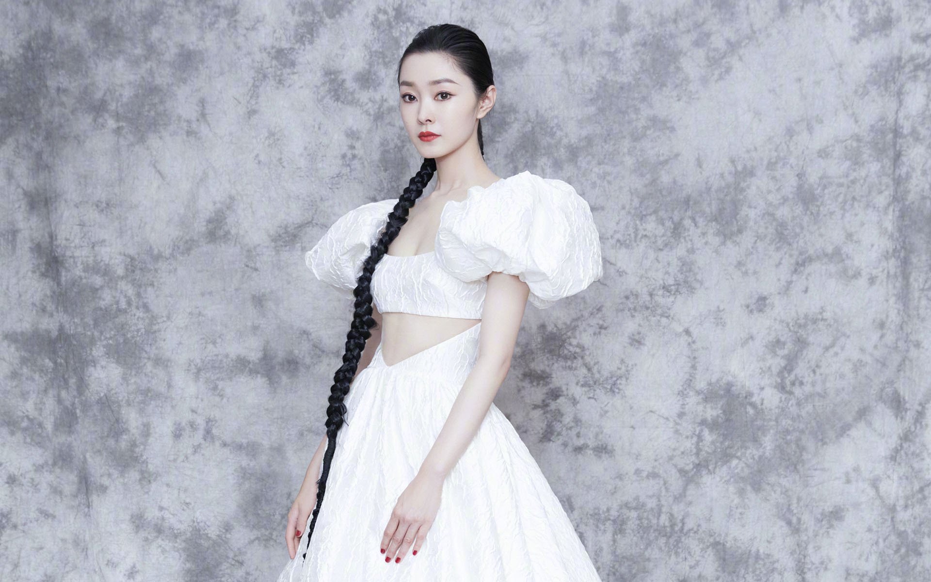 选手采访透露训练秘诀粉丝纷纷点赞学习,采访比赛选手应该问的问题