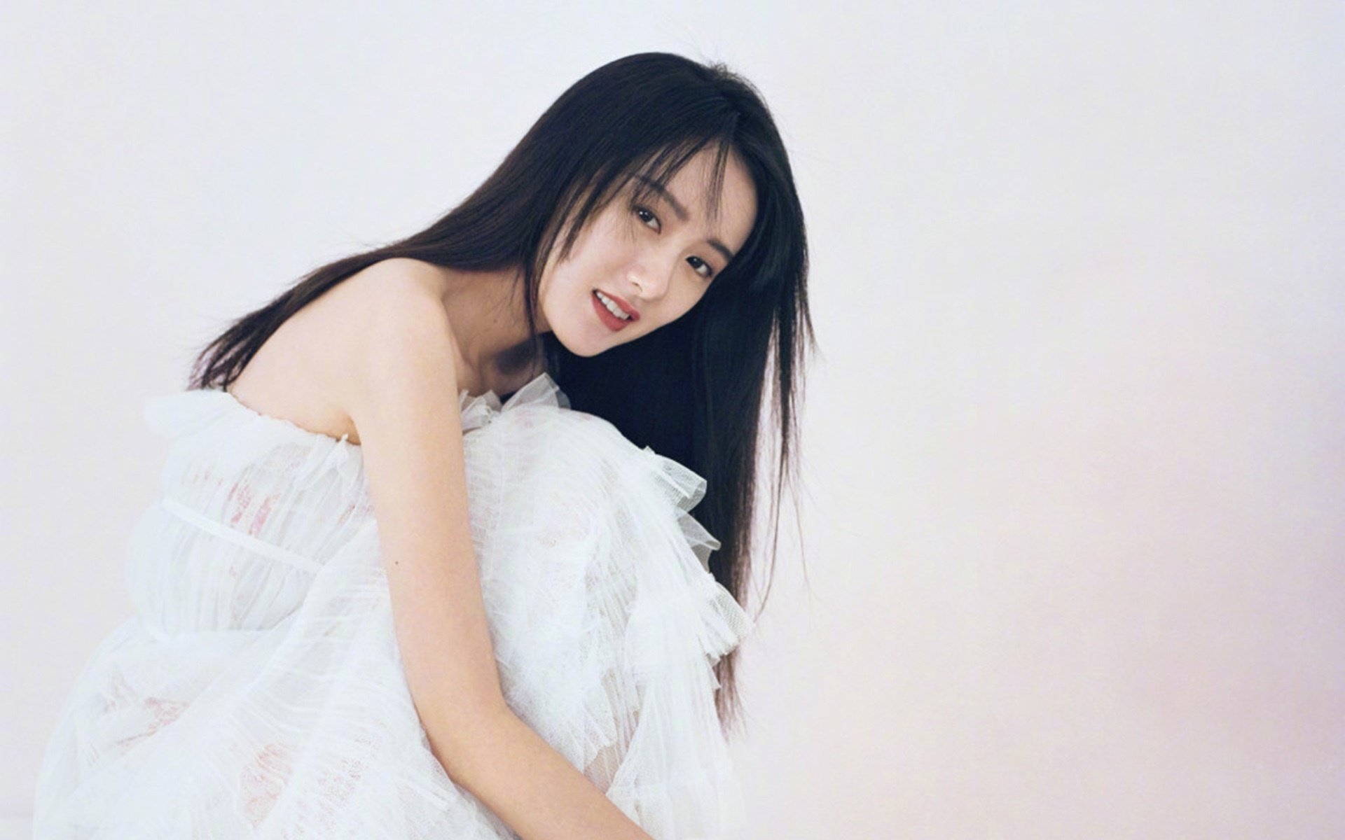 爱游戏体育官方网站-足球专用场馆建设提速，基础设施再升级，足球场设备